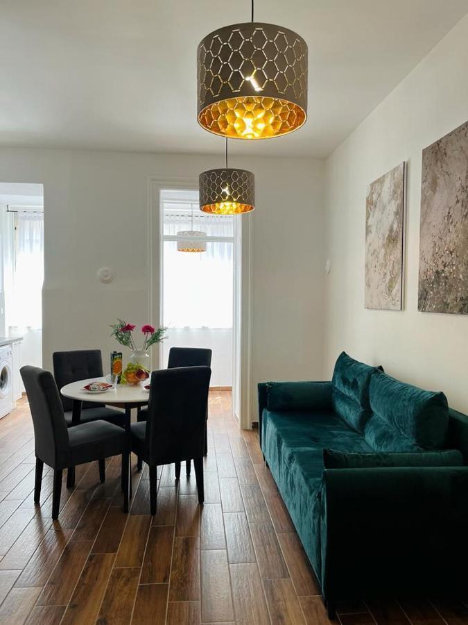 Apartament Lux Apartmans Pula Zewnętrze zdjęcie