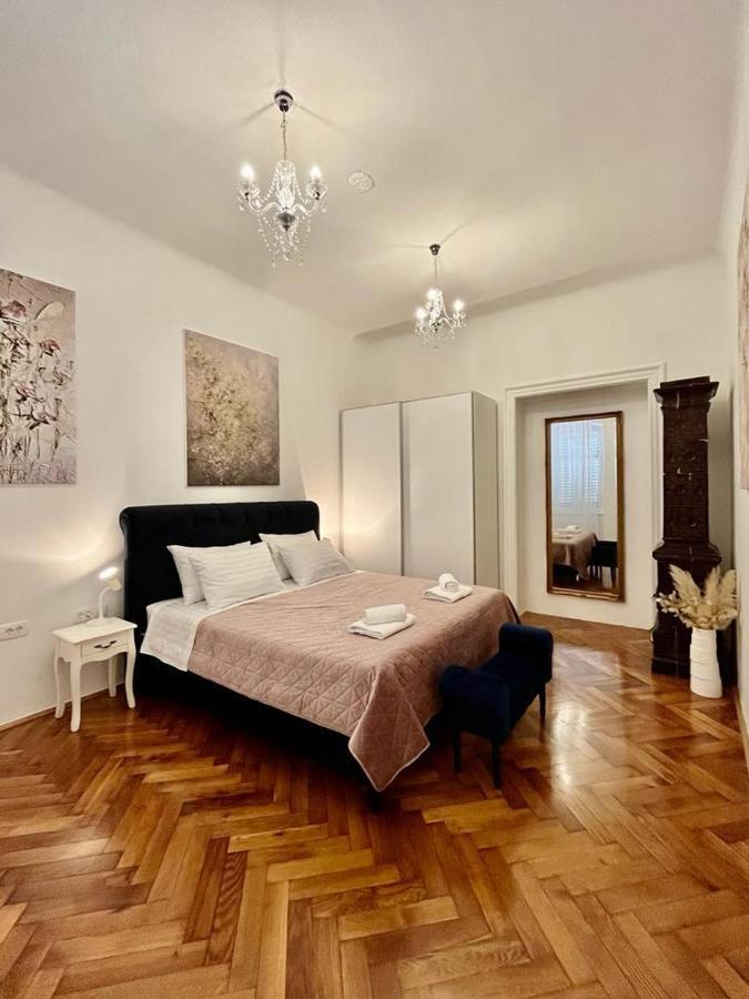 Apartament Lux Apartmans Pula Zewnętrze zdjęcie