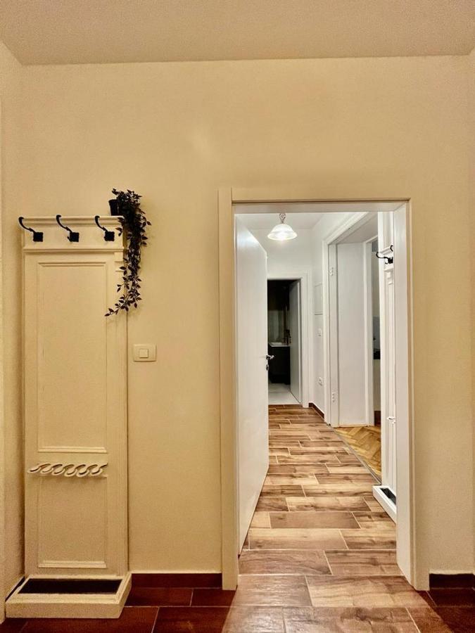 Apartament Lux Apartmans Pula Zewnętrze zdjęcie